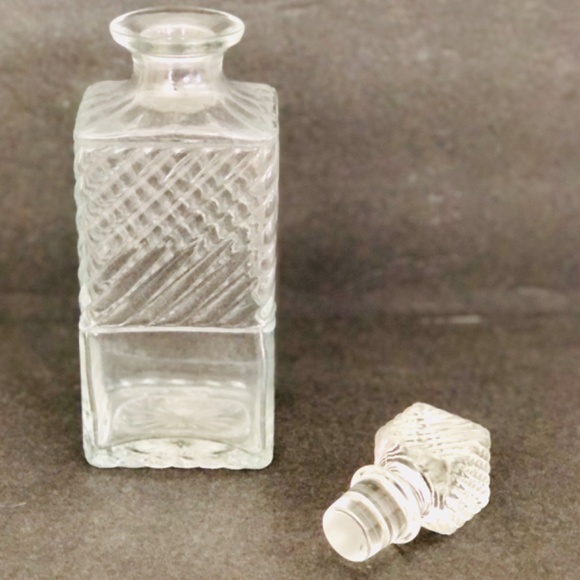 Antique Empty 1954 Old Mr. Boston Clear Glass Rum Bottle R174 with Glass Topper. - Picture 3 of 11